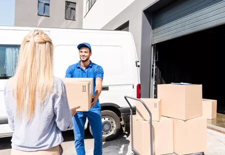 E-üzletek logisztikája. Europa WORKINTENSE E-üzletek logisztikája. Europa WORKINTENSE